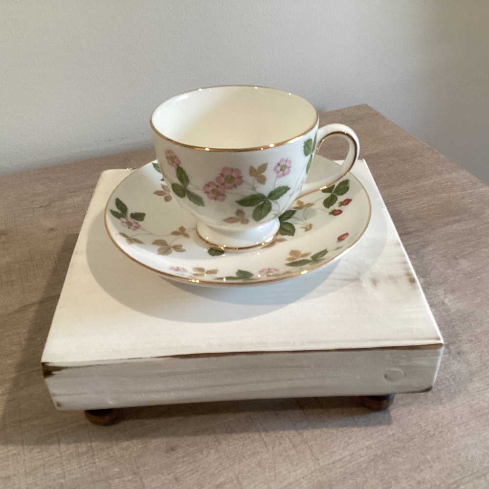 Wedgwood “Wild Strawberry” Cup & Saucer Set